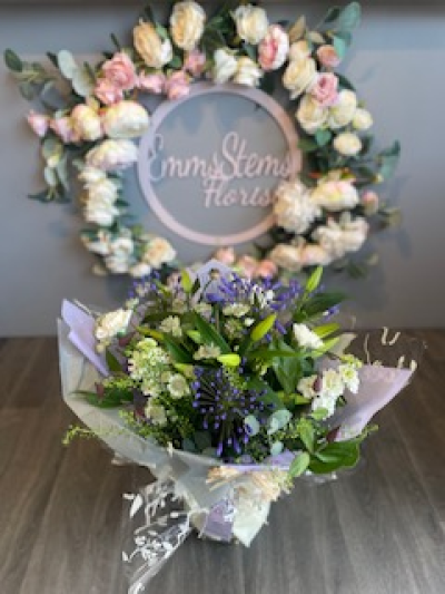 Blues & Whites - Beautiful seasonal Flowers in shades of Blues & White flowers.