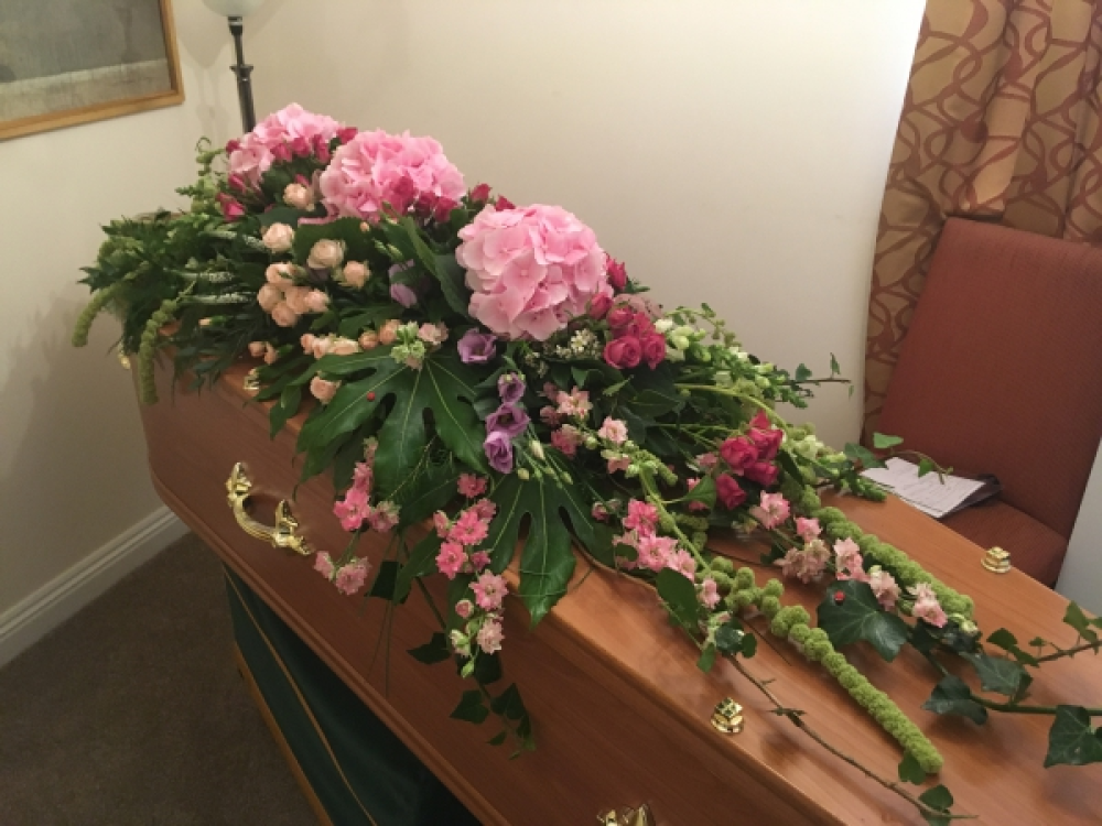 Pink Coffin Spray