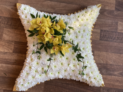 Cushion - Cushion based in white with Gold Orchids