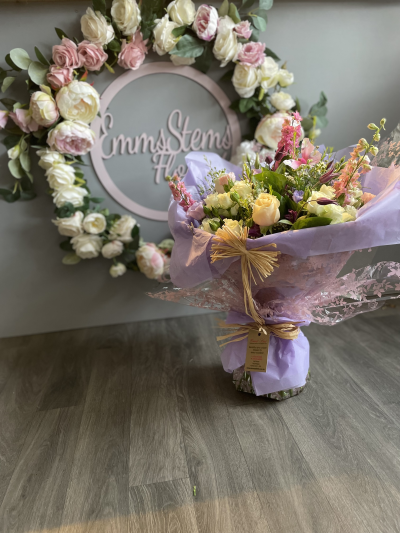 Summer Love - Summer seasonal mix of soft subtle coloured flowers