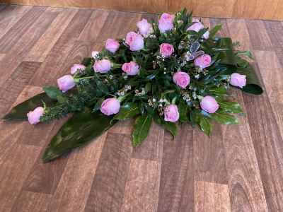 Pink Rose Single Ended Spray - Pink Rose single ended spray with Gypsophila.