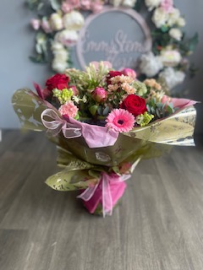 Summer Loving - Aqua Packed Bouquet in shades of pink and red flowers