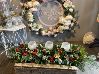 Scented Table - Stunning scented arrangement filled will cinnamon, oranges flowers and also includes glass tea light holders. A must for the table that wants a wow factor.