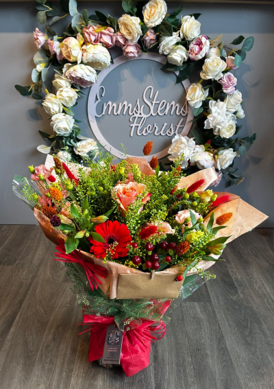 Autumn Glow Bouquet - A beautiful blend of fresh and dried flowers in warm autumnal shades of peach, orange and red. Handcrafted by Emms Stems in Southrepps.
